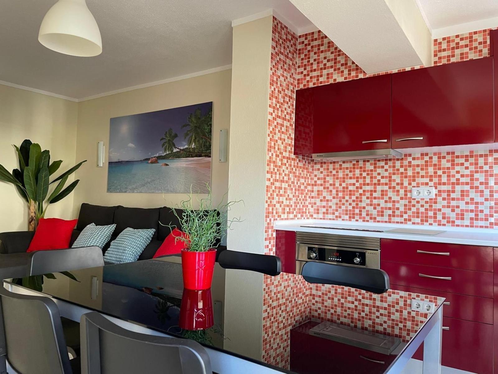 T2 With Pool, 300M From The Beach Portimao Exterior photo